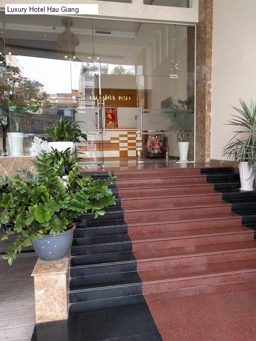 Top khách sạn được đánh giá trung bình ở tạm 1 đêm  khi đến HCM (Cũ)