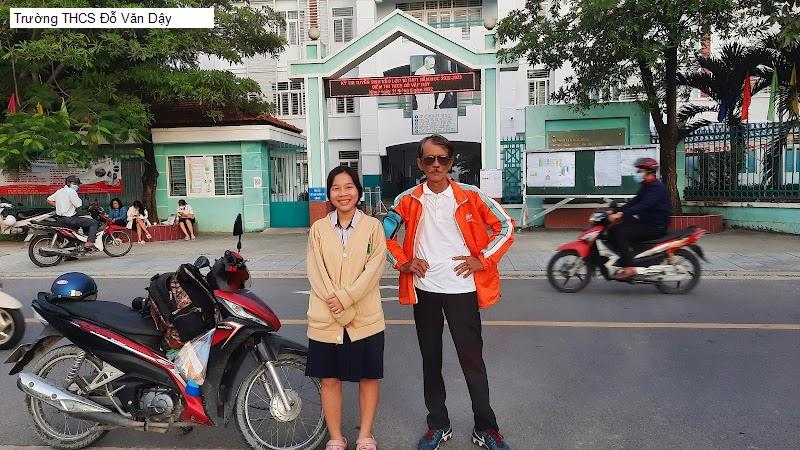 Trường THCS Đỗ Văn Dậy